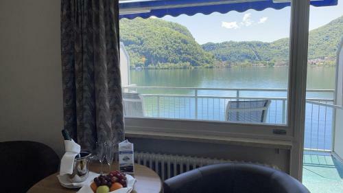 Tresa Bay Hotel