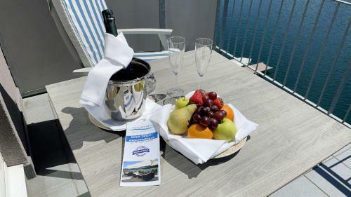 Tresa Bay Hotel