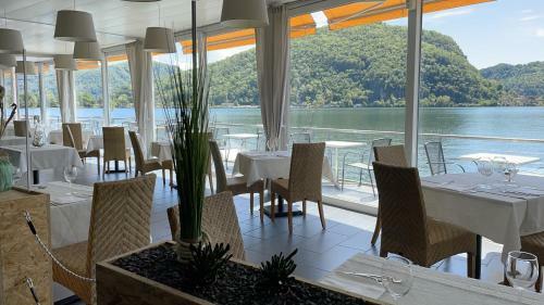 Tresa Bay Hotel