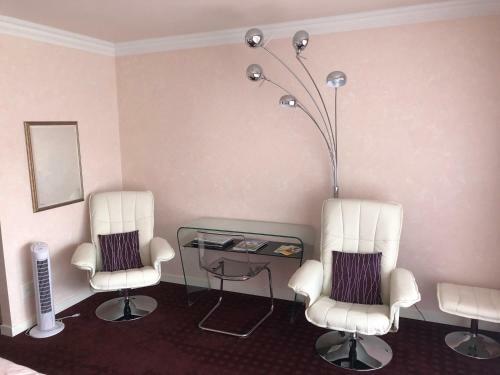Hostal Villa Del Sole Garni