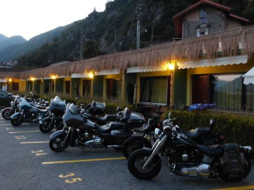 Bamboohouse Motel Riazzino