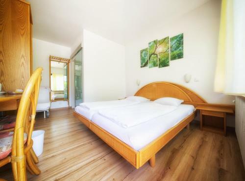 Bamboohouse Motel Riazzino