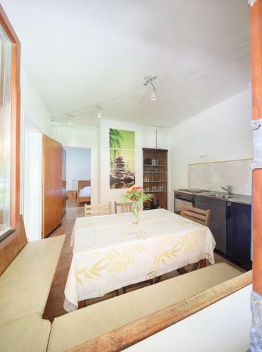 Bamboohouse Motel Riazzino