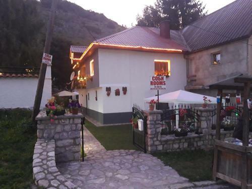 Hostal Vila Magda