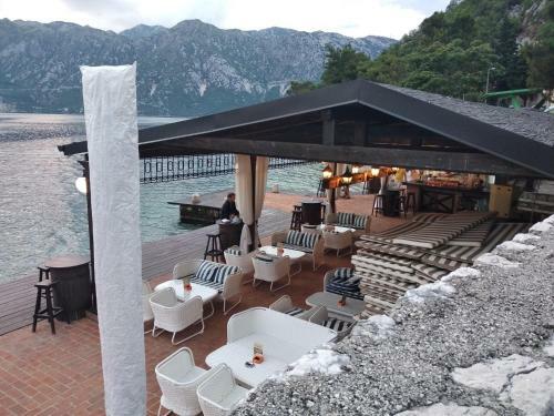 Apartamento Old House Perast