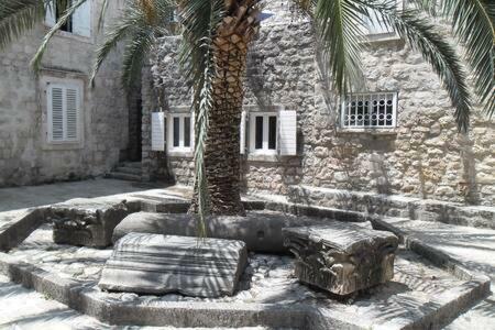 Villa Urbana, Old Town Budva