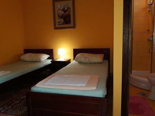 Hostal Guesthouse Djacic