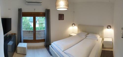Stay At The Gamaufs' Lodge