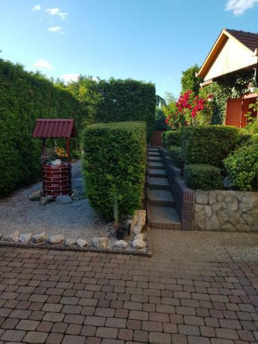 Apartamento F?v�szkert