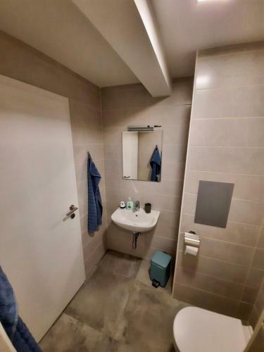 Hostal Rooms Optim