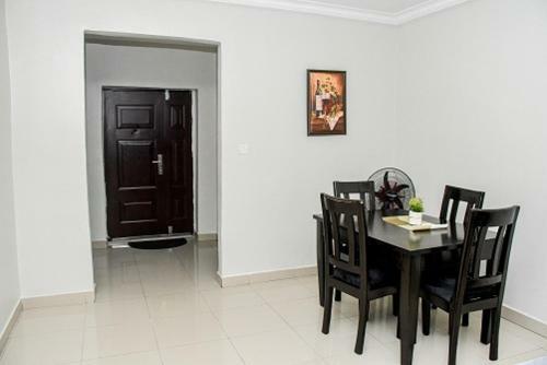 Zikem Apartments Golf Estate