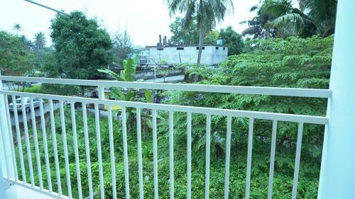 The White Orchid Luxury Service Apartments