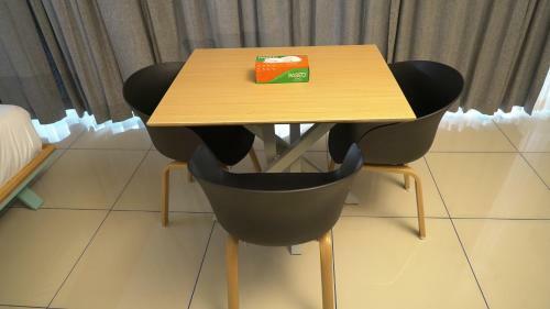 The White Orchid Luxury Service Apartments
