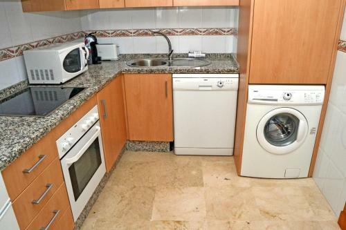 Apartamento 1-apartment With Panoramic Views In Benalmadena, Malaga