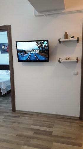 Sweet Summerland Apartment