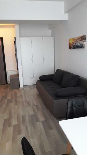 Sweet Summerland Apartment