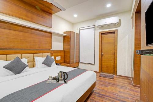 Townhouse 907 Hotel Navjivan