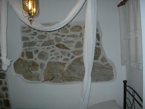 Old Stone House Roussou