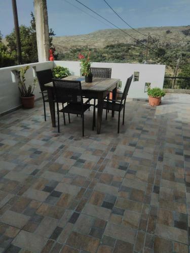 160 M2 Village House "arkadi"