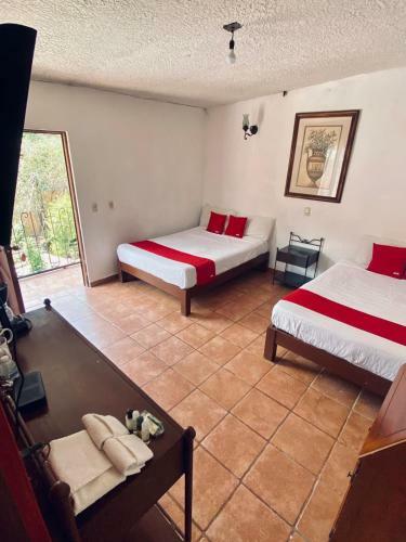 Hotel De Cervantes