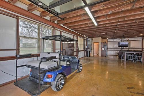 Kingston Cabin With Easy Access To Lake Texoma!