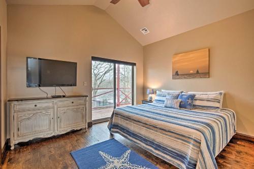 Kingston Cabin With Easy Access To Lake Texoma!