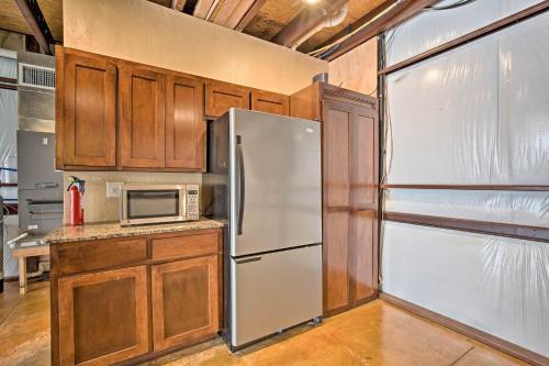 Kingston Cabin With Easy Access To Lake Texoma!