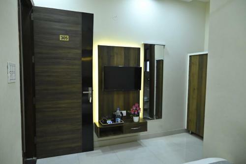 Hotel Guntas Residency