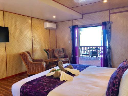 Hotel Rinos Beach Bungalow