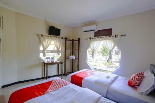 Collection O 1651 Purnama Beach Hotel