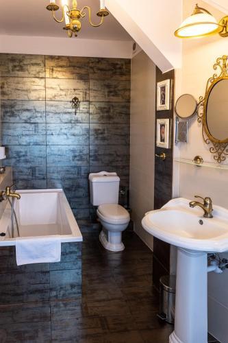 Hotel Dw�r Korona Karkonoszy