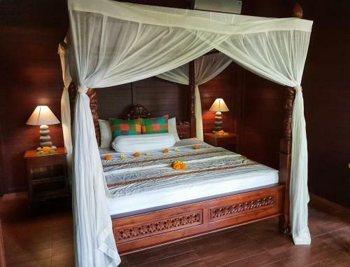 Bed & Breakfast Secluded Jungle Villa