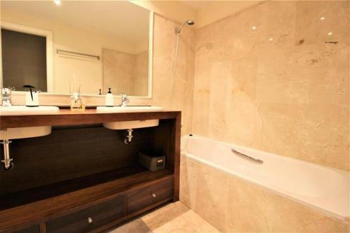 Apartamento El Real El Campanario