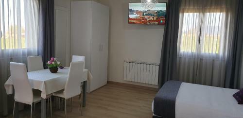 Apartamentos La Pradera De Isla