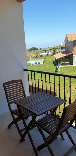 Apartamentos La Pradera De Isla