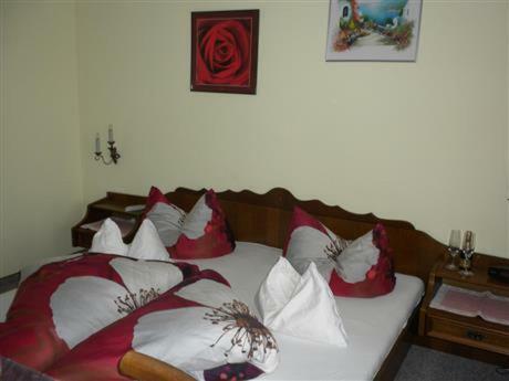 Hostal G�stehaus Eberl