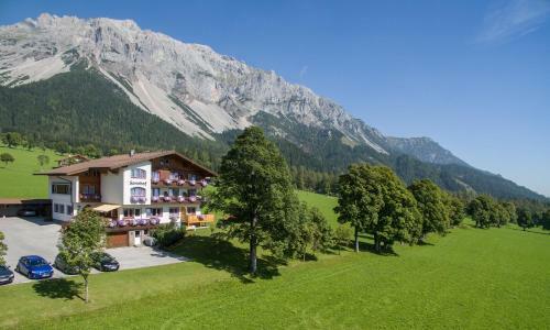 Hostal Sonnhof