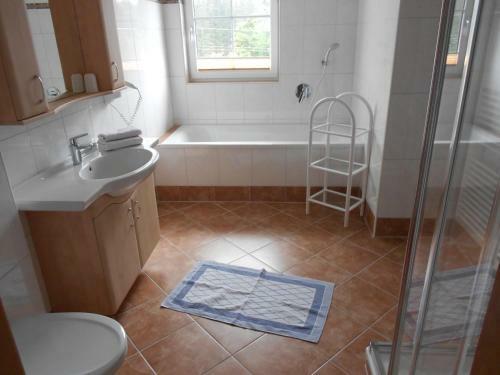 Hostal Alpengasthof Pension Fichtenheim