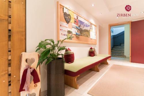 Hostal Pension Zirbenhof