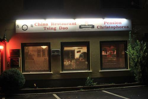 Hostal Pension & Restaurant Tsingdao