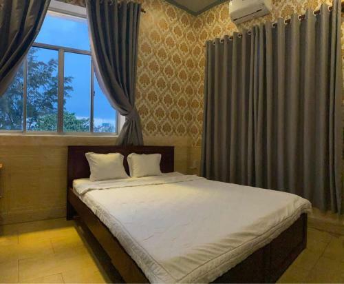 ?�ng Nam Hotel C?n Th?