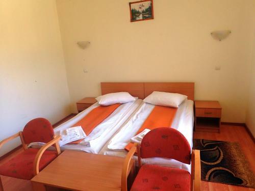 Hostal Vila Zuela