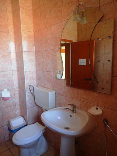 Hostal Vila Zuela