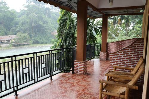 Hostal Thomas' Retreat Bukit Lawang