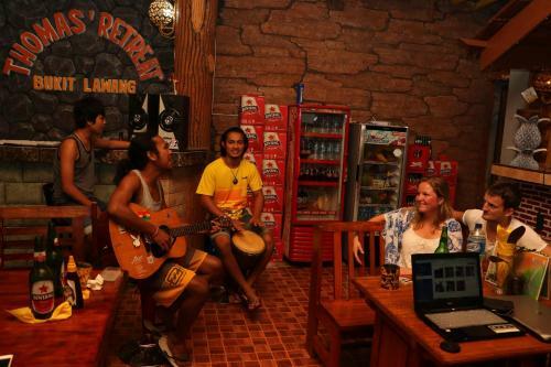Hostal Thomas' Retreat Bukit Lawang