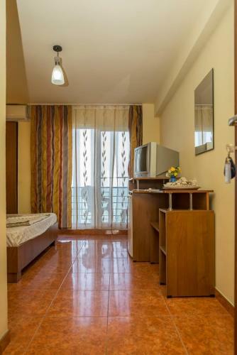 Hostal Vila Ara