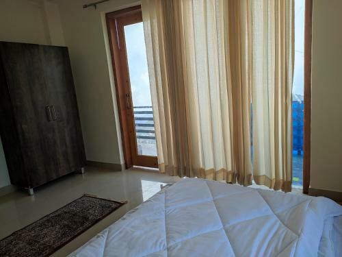 Albergue Madpackers Dharamkot Mcleod Ganj