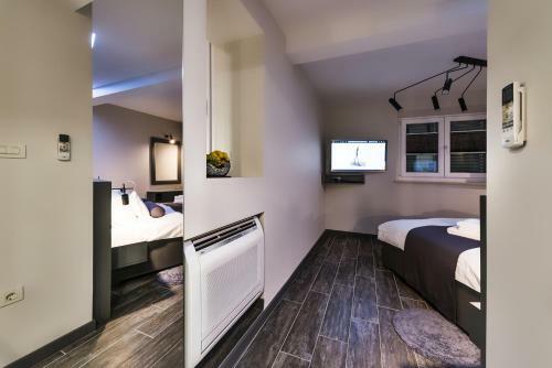 Hostal Accommodation Piazzetta Marina
