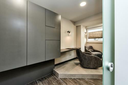 Hostal Accommodation Piazzetta Marina
