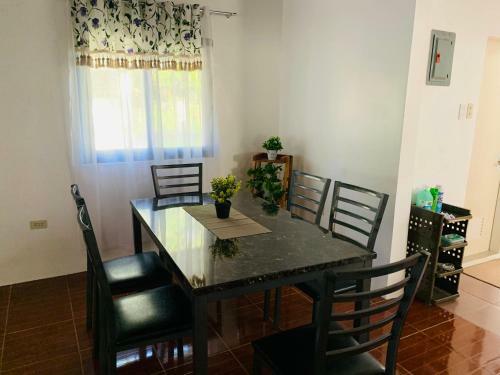 Evie?s Homestay And Vacation Home